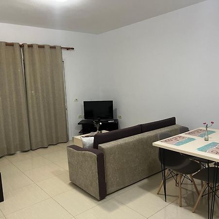 Apartments Sadiku With Sea View Sarandë Exteriér fotografie