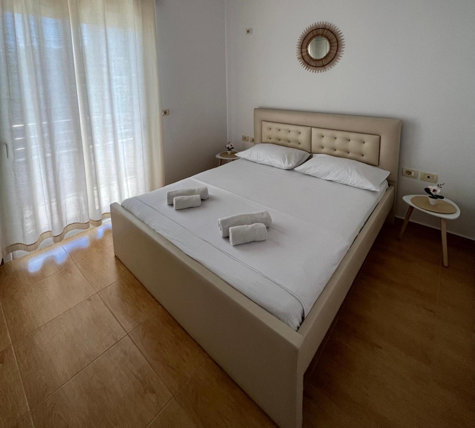 Apartments Sadiku With Sea View Sarandë Exteriér fotografie
